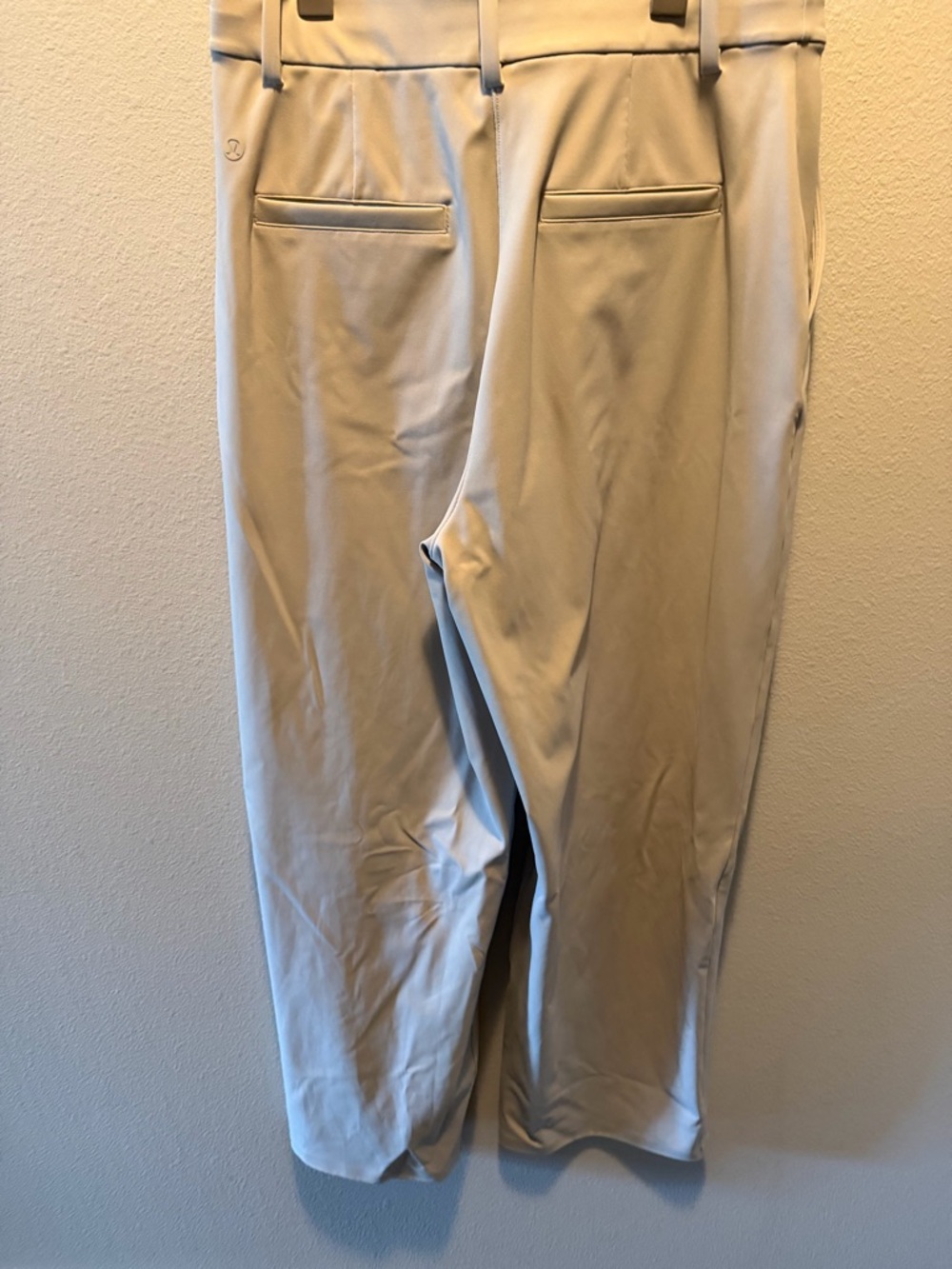 lululemon athletica daydrift straight Leg Trousers in Light Beige short - Picture 6 of 10
